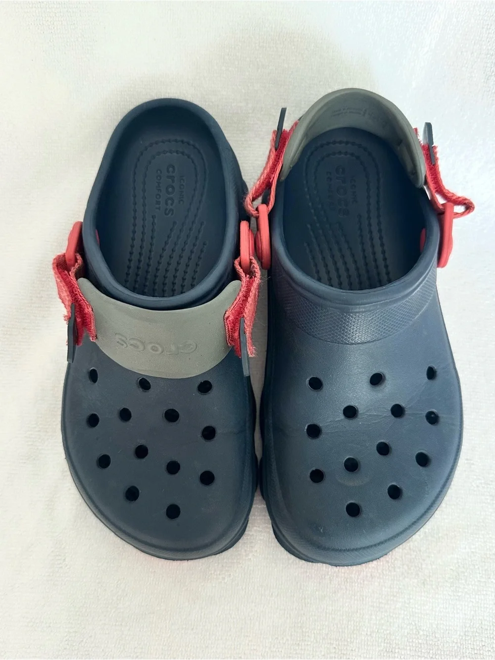 CROCS Clogs Navy Blue with Red Adjustable Straps Size Juvenile 3 Slip On